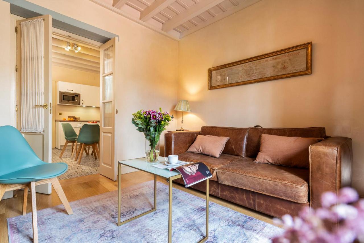 Apartamento com Varanda