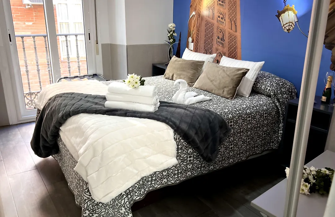 Hostal Paco'S-1